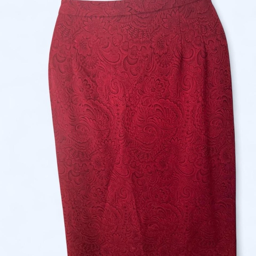 Red paisley midi skirt with slit Size 12 #paisley #skirt